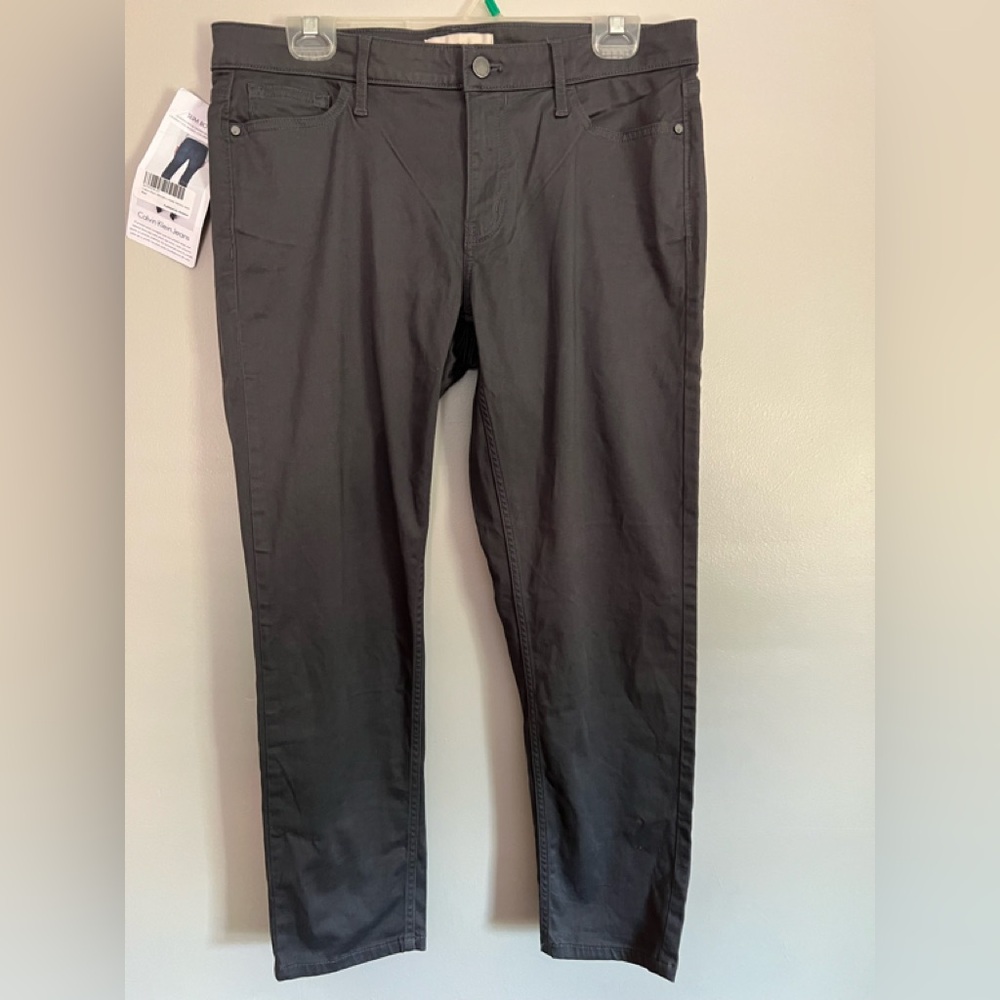 NWT Calvin Klein Slim Boyfriend Ankle Skinny Jeans. Charcoal gray. Size 12